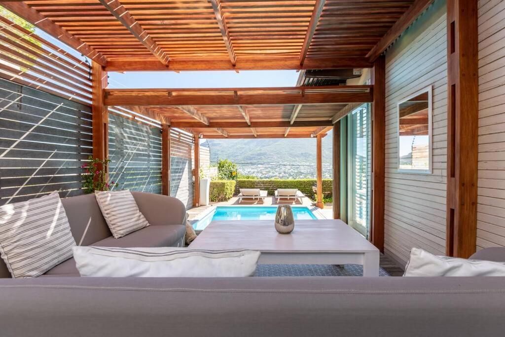Hollywood On The Hill Villa Cape Town Exterior photo